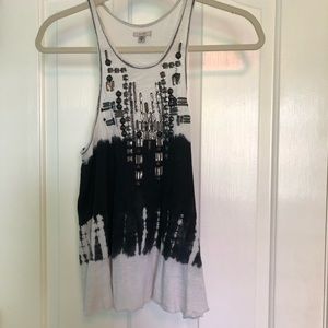 Beaded tank
